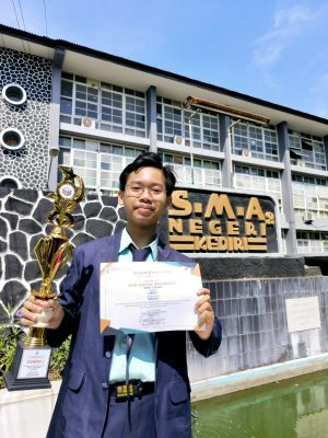 EMAS/JUARA 1 OLIMPIADE SAINS NASIONAL SMA 2024